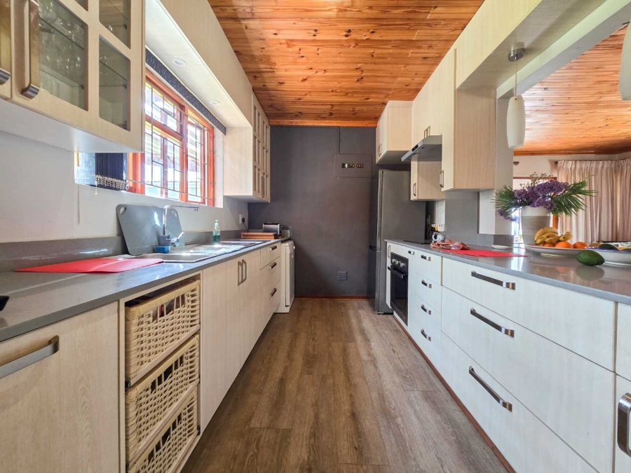 3 Bedroom Property for Sale in Stilbaai Wes Western Cape